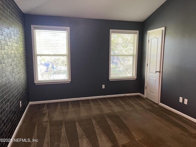 Building Photo - 12286 Black Walnut Ct