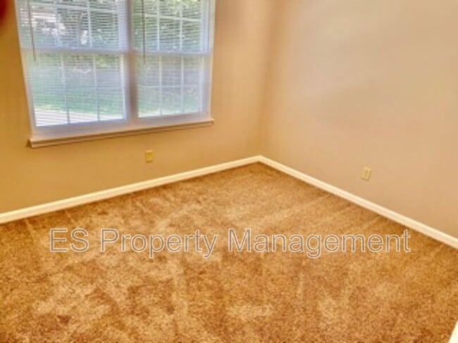 Building Photo - 933 Washington Cove Way