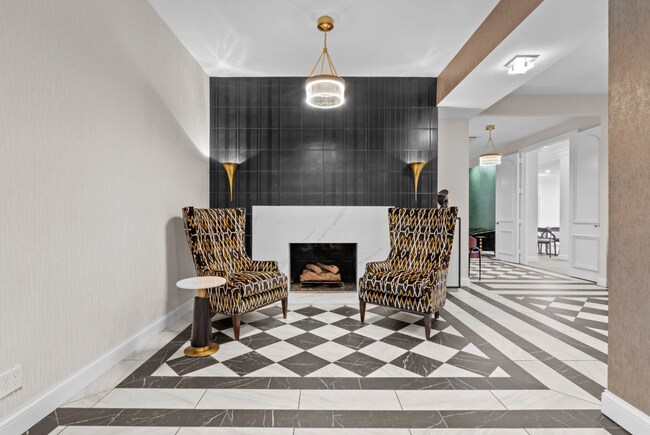 Building Photo - 4545 Wornall Rd