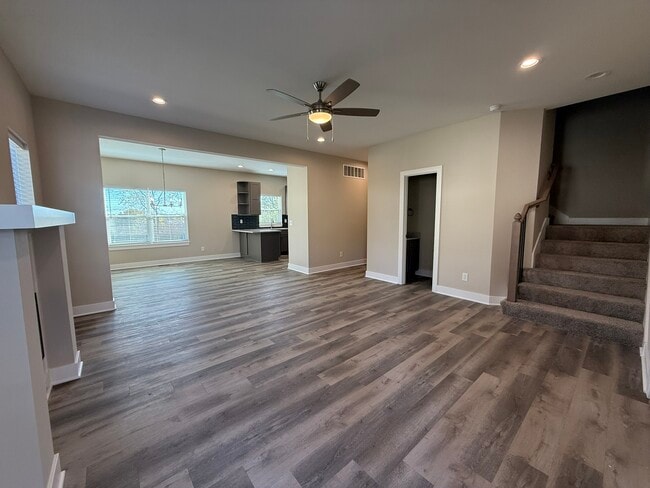 Building Photo - 8531 Kickapoo St