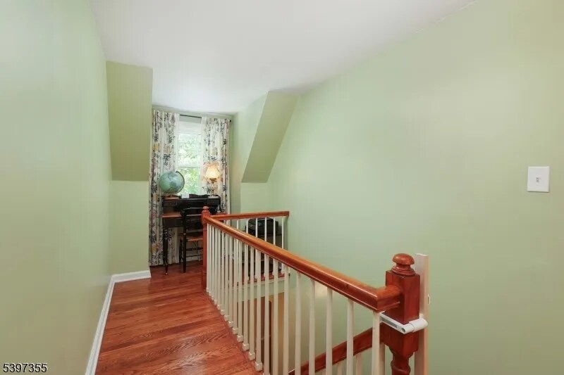 Building Photo - 924 Maurice Ave