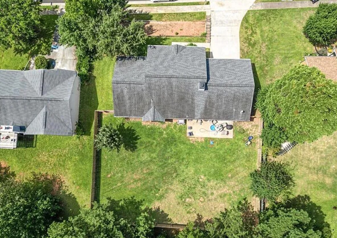 Building Photo - 354 Shoal Ct
