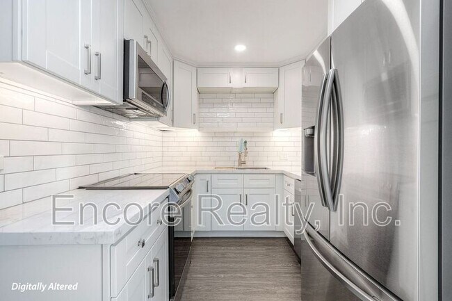 Building Photo - 4070 Illinois St