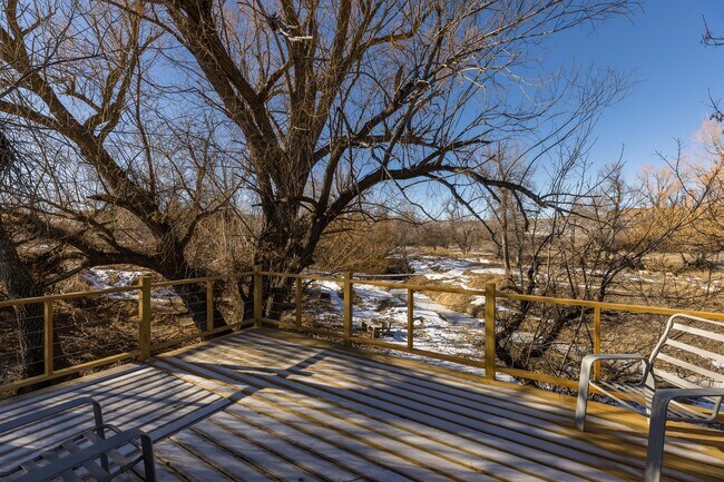 Building Photo - 86 Peno Rd