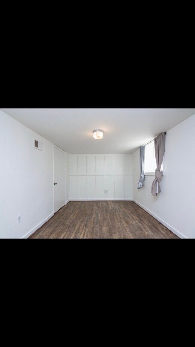 Building Photo - 5017 McLendon Dr