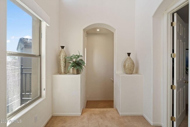 Building Photo - 20802 N Grayhawk Dr