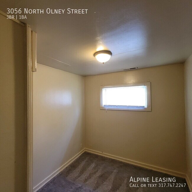 Building Photo - 3056 N Olney St