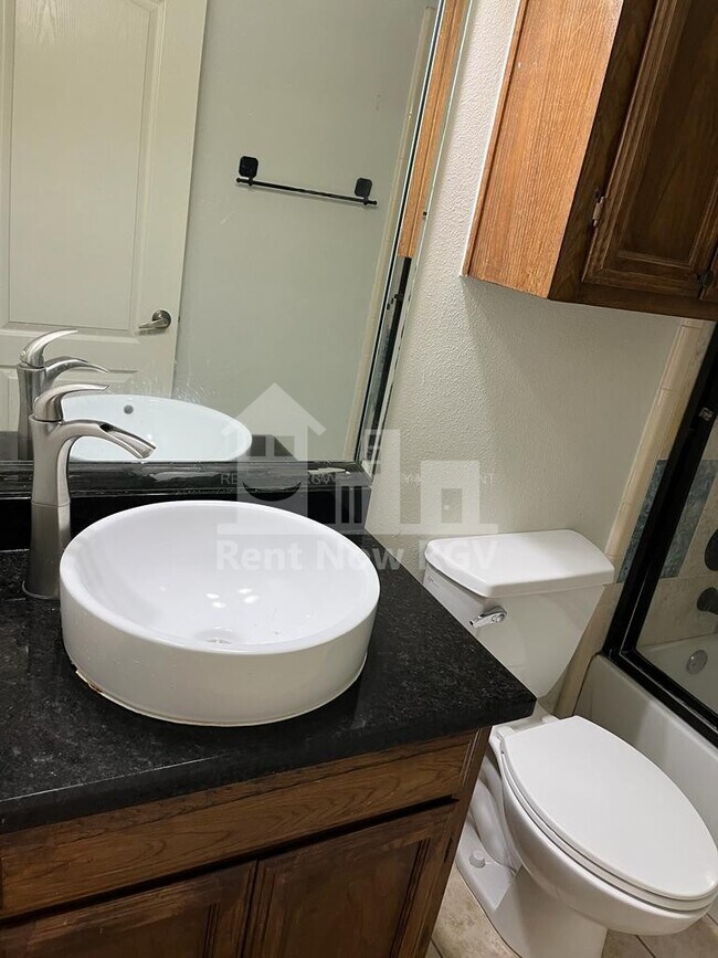 Building Photo - 1909 Ezekiel St