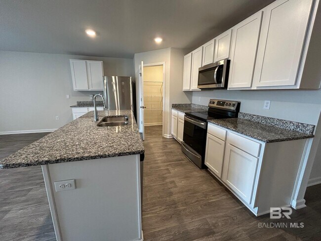 Building Photo - 20866 Petal Dr