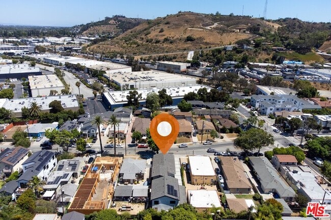 Building Photo - 9051 Lucerne Ave