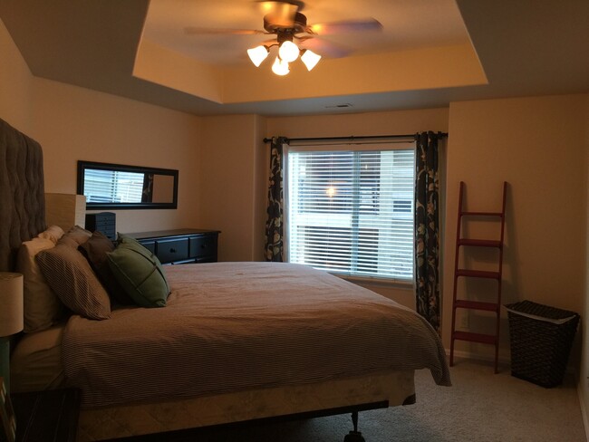 Building Photo - Beautiful Condo in Desirable Saddleback Ridge