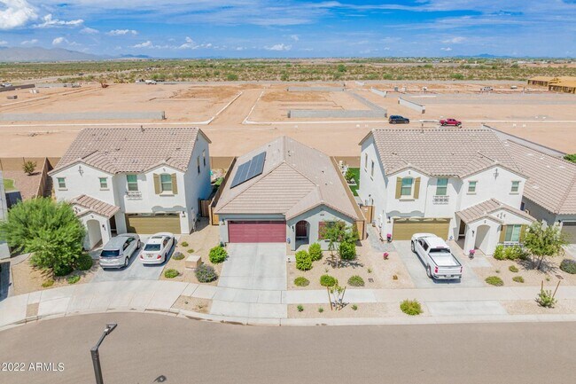 Building Photo - 25204 N 143rd Ln