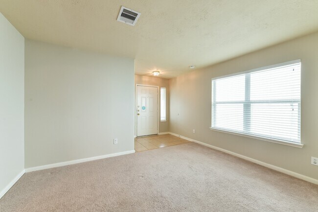 Building Photo - 13118 Kingston Point Ln