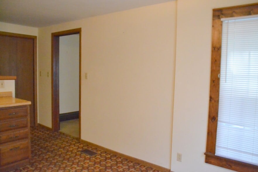Building Photo - 402.5 Mulberry St