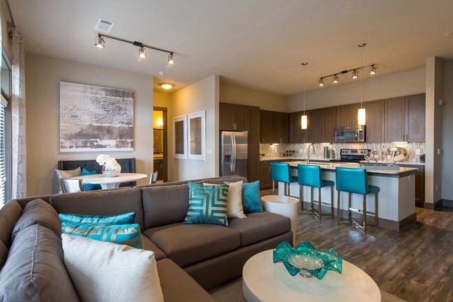 Building Photo - Live Stylish + Save $1,000