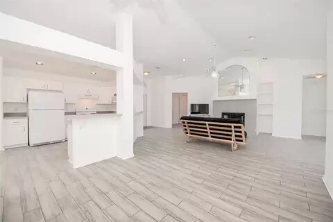 Building Photo - 8725 Scandinavia Blvd