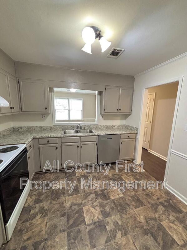 Building Photo - 3486 Andrew Jackson Dr