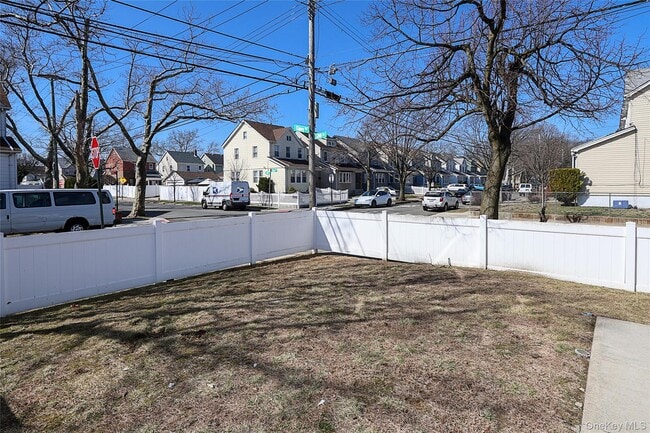 Building Photo - 241-01 Caney Rd