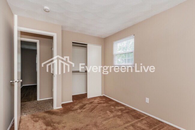 Building Photo - 7650 Damascus Dr