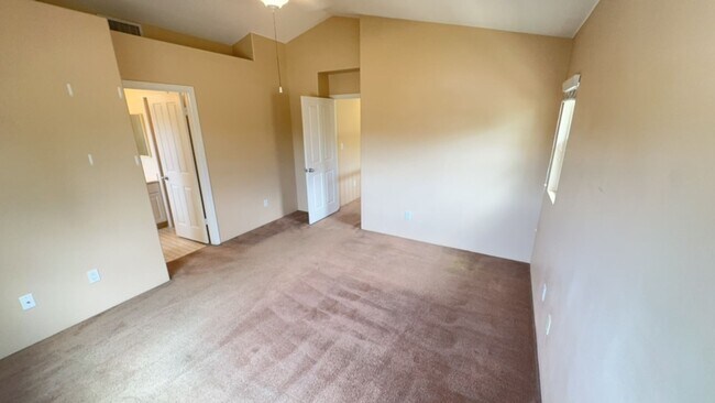 Building Photo - Wonderful 3 BD / 2.5 BA Home In Ewa Beach!!!