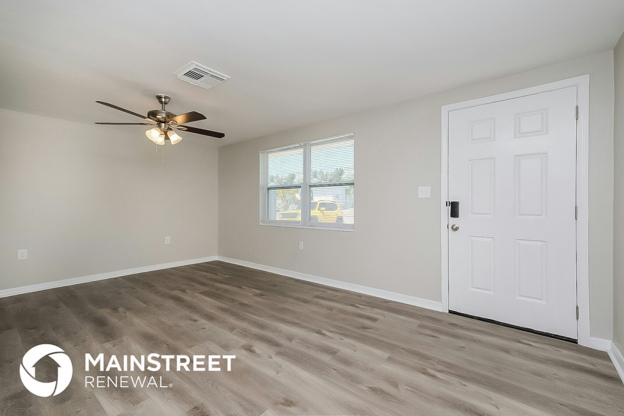 Building Photo - 5040 Valimor Dr