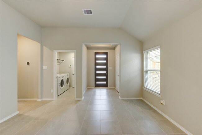 Building Photo - 203 Bright Vly Wy