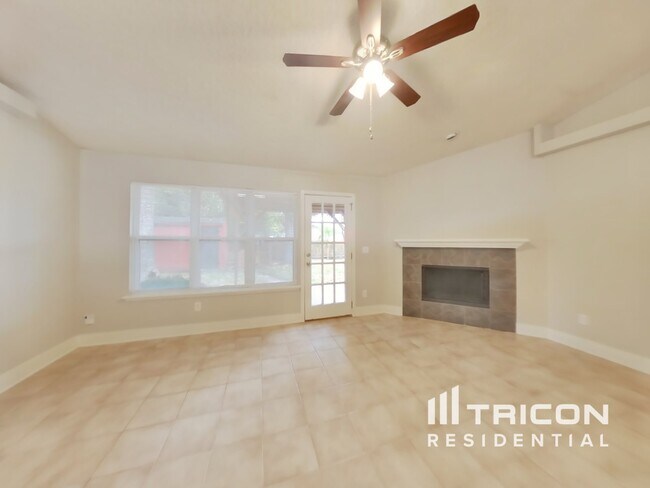 Building Photo - 2169 Khaki Ct