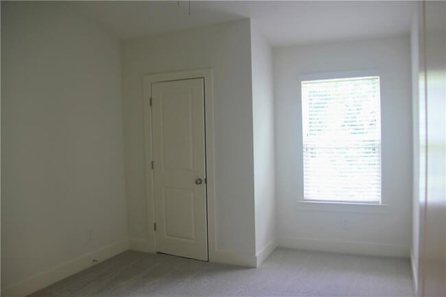 Building Photo - 5336 Brooklands Dr