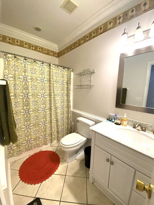 Building Photo - Merestone 1 level brick patio home. 2 Car garage, walk to The Point Shopping, restaurants and mov...