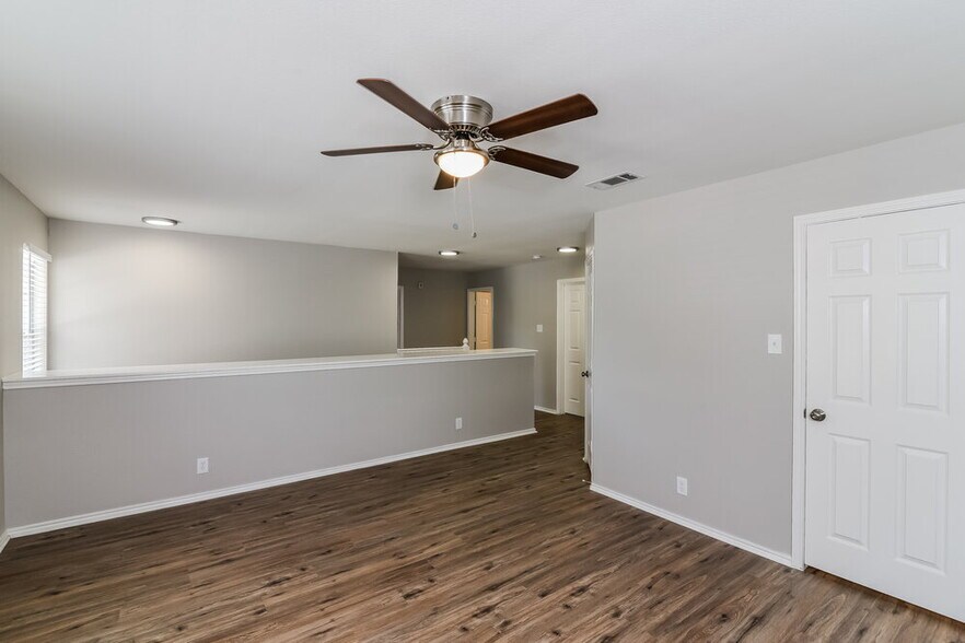 Building Photo - 12019 Shotgun Way
