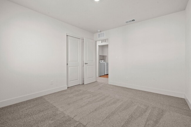 Building Photo - The Aspen - Luxurious 3 Bedroom 2.5 Bath T...