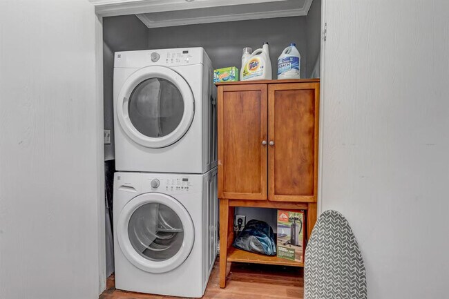 Building Photo - 4345 W 64th Ave