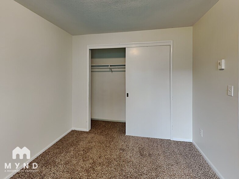 Building Photo - 705 NE 108th Ave