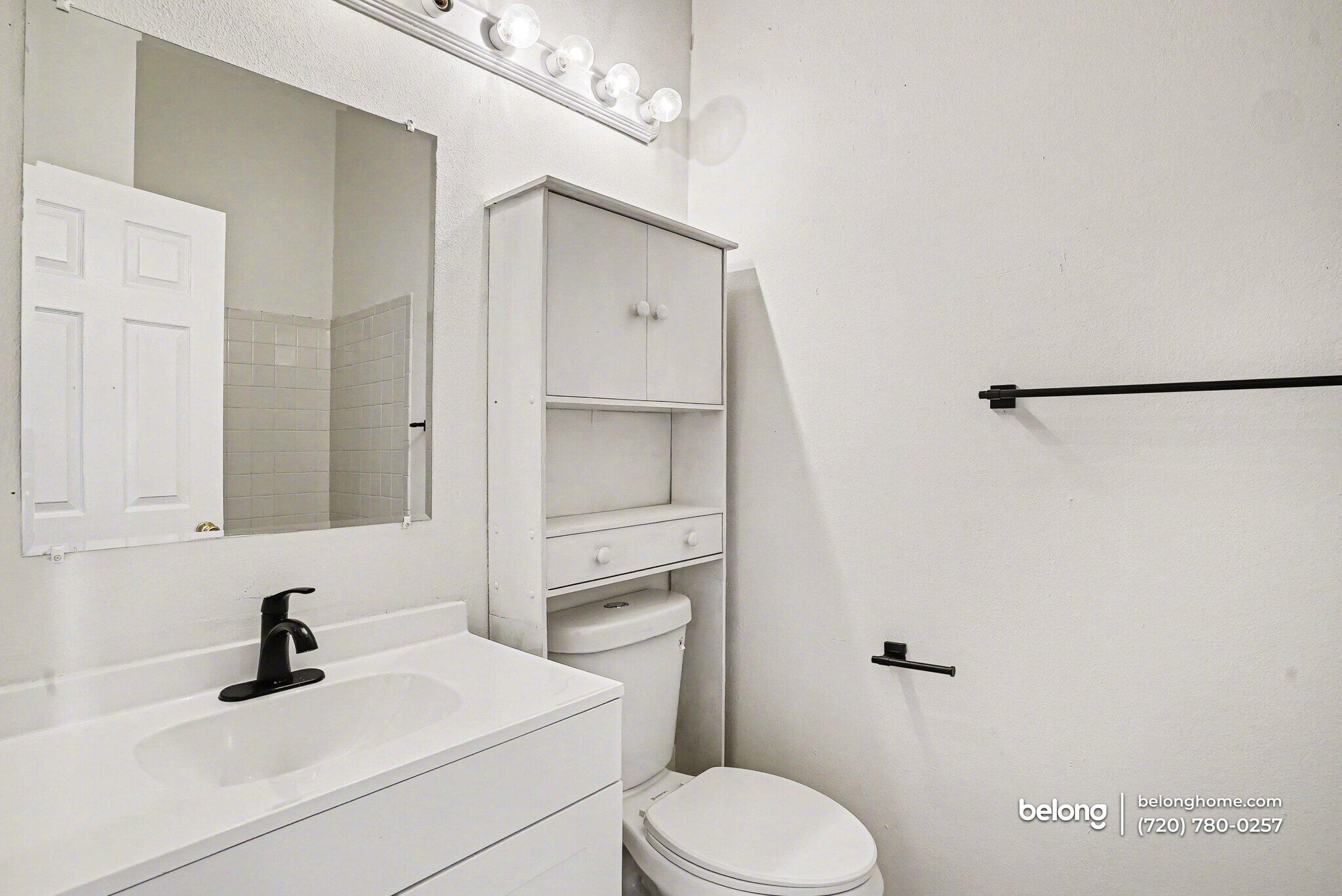 Building Photo - 17158 E Whitaker Dr