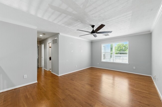 Building Photo - 5115 Inker St