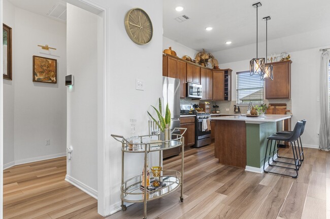 Building Photo - 3221 Climbing Gardens Ct