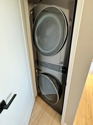 Washer/dryer - 869 S Wooster St