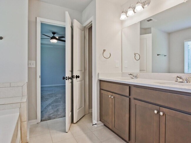 Building Photo - 2765 Port Bow Ln