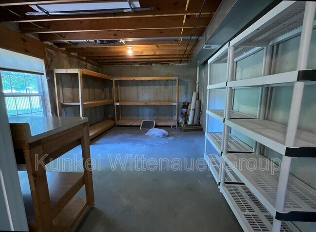 Building Photo - 2244 Haverford Dr