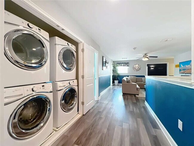 Building Photo - 9048 Sand Trap Dr