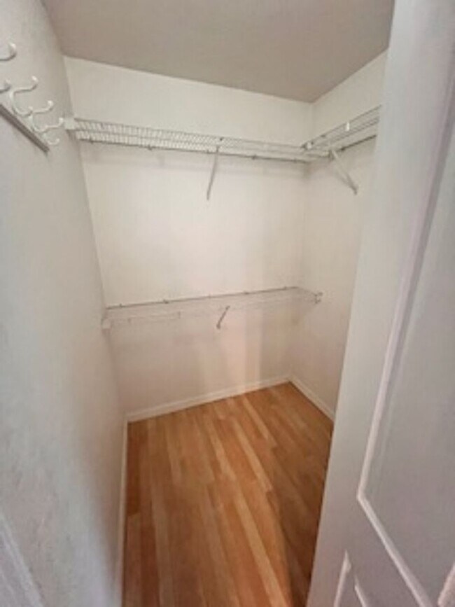 Building Photo - Annual DEEP CREEK Rental - 3/2/2