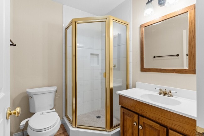 Building Photo - Garden Grove Gem: Your New Home Awaits on ...