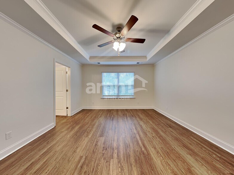 Building Photo - 234 Swan Dr