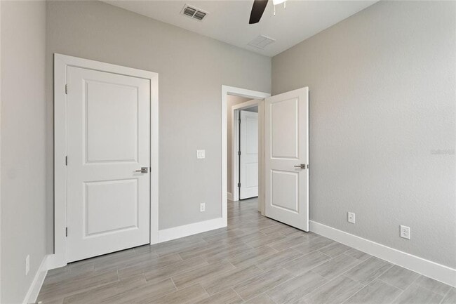 Building Photo - 186 Sweet Pea Ct
