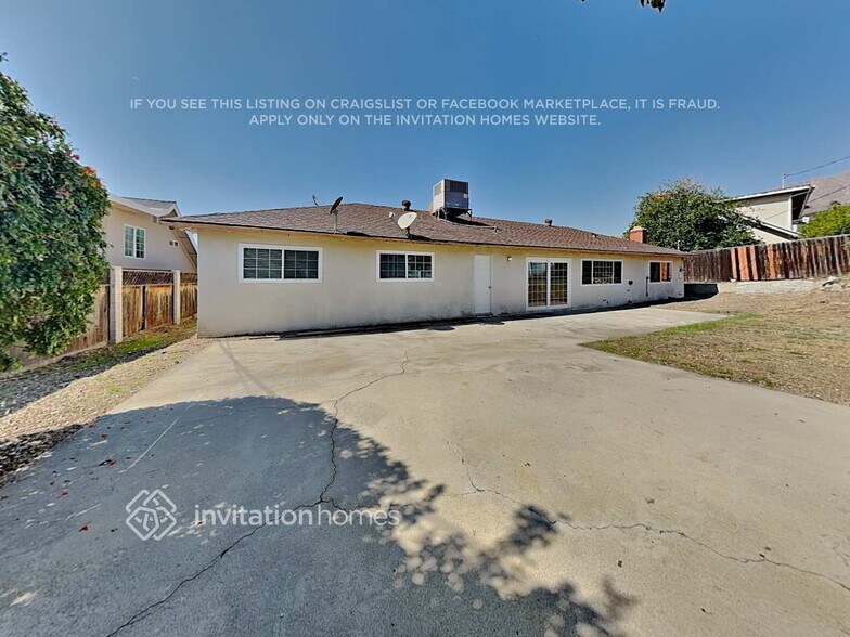 Building Photo - 2385 Denair Ave