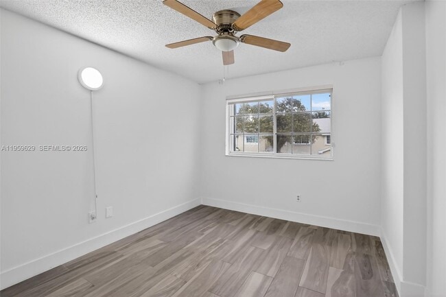 Building Photo - 4981 SW 122nd Terrace