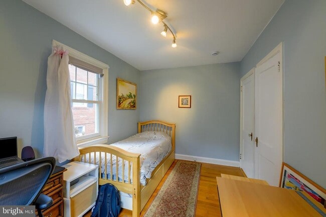 Building Photo - 4504 Highland Ave