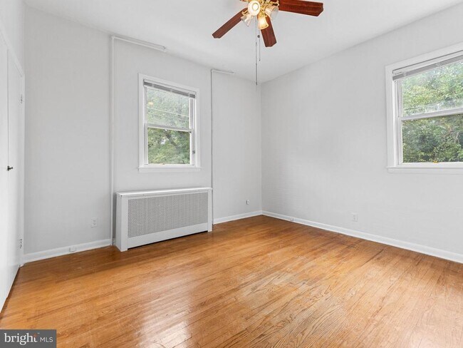 Building Photo - 13 Haddon Ave