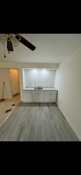 Building Photo - 8298 Humphrey Ln