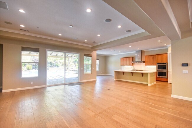 Building Photo - 5 Bedroom Resort-Style Estate with Pool, Spa & RV Parking